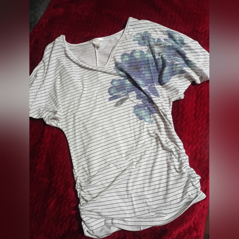 Blue and White Short Sleeve Tee with Soft Fabric